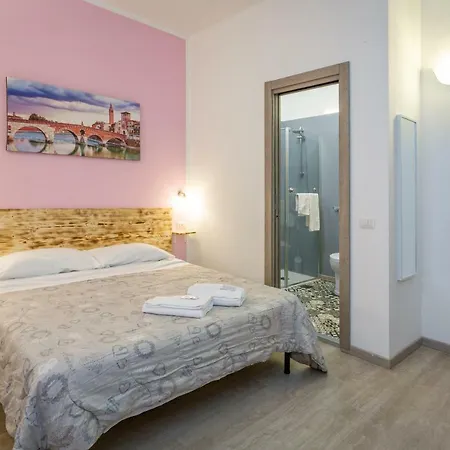 Juliette House 3* Verona
